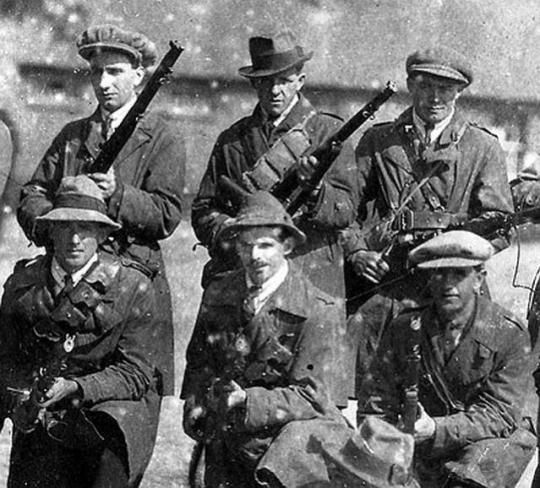 The Irish at War tweet media