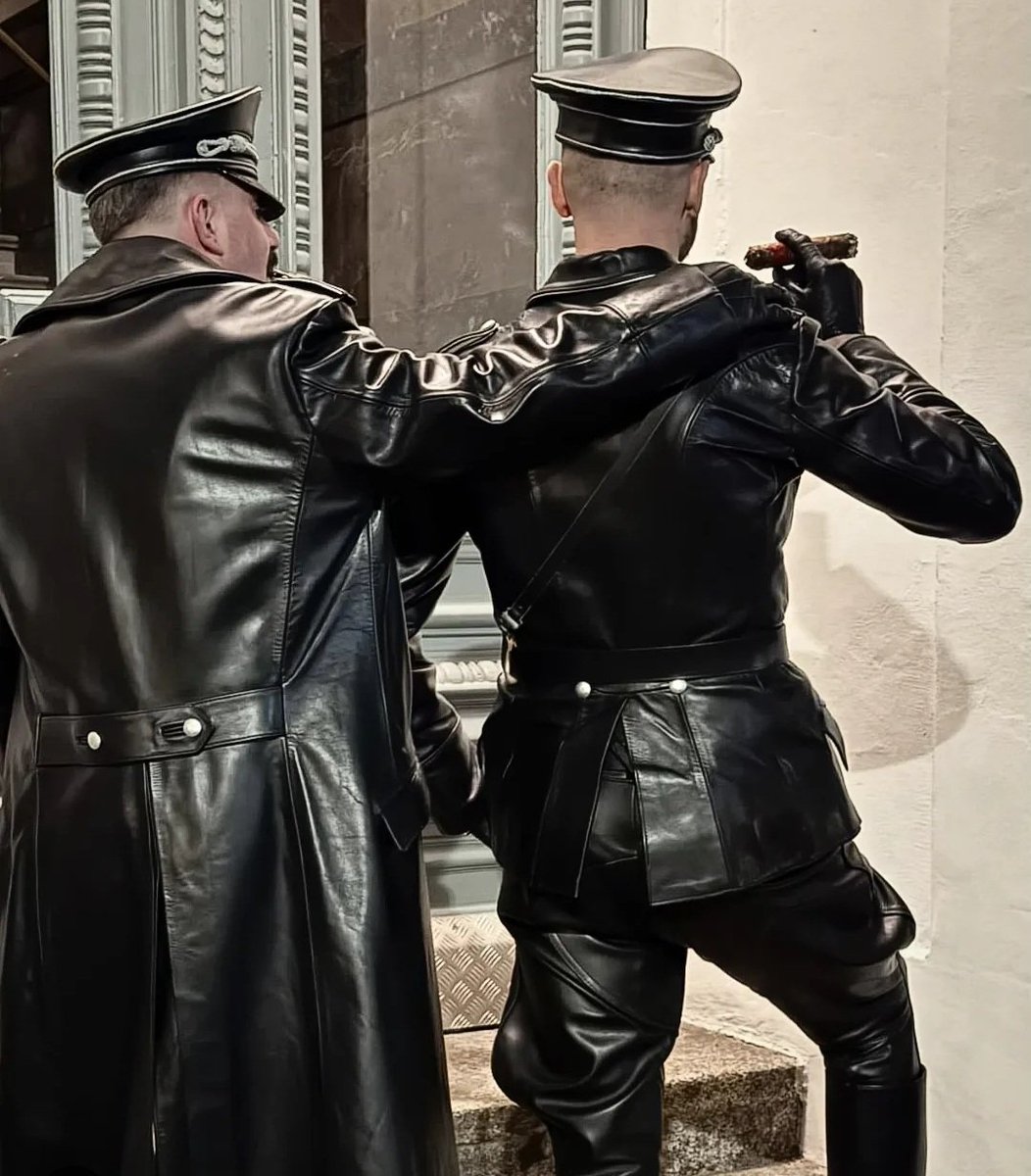 Leathered &amp; uniformed Sirs in the best mood.
<a href="/bootedleatheruk/">BOOTEDLEATHERMANUK</a>
You are welcome to follow Sir for more perfect and kinky pictures and videos and to contact Sir by using this link:
onlyfans.com/vklederherr