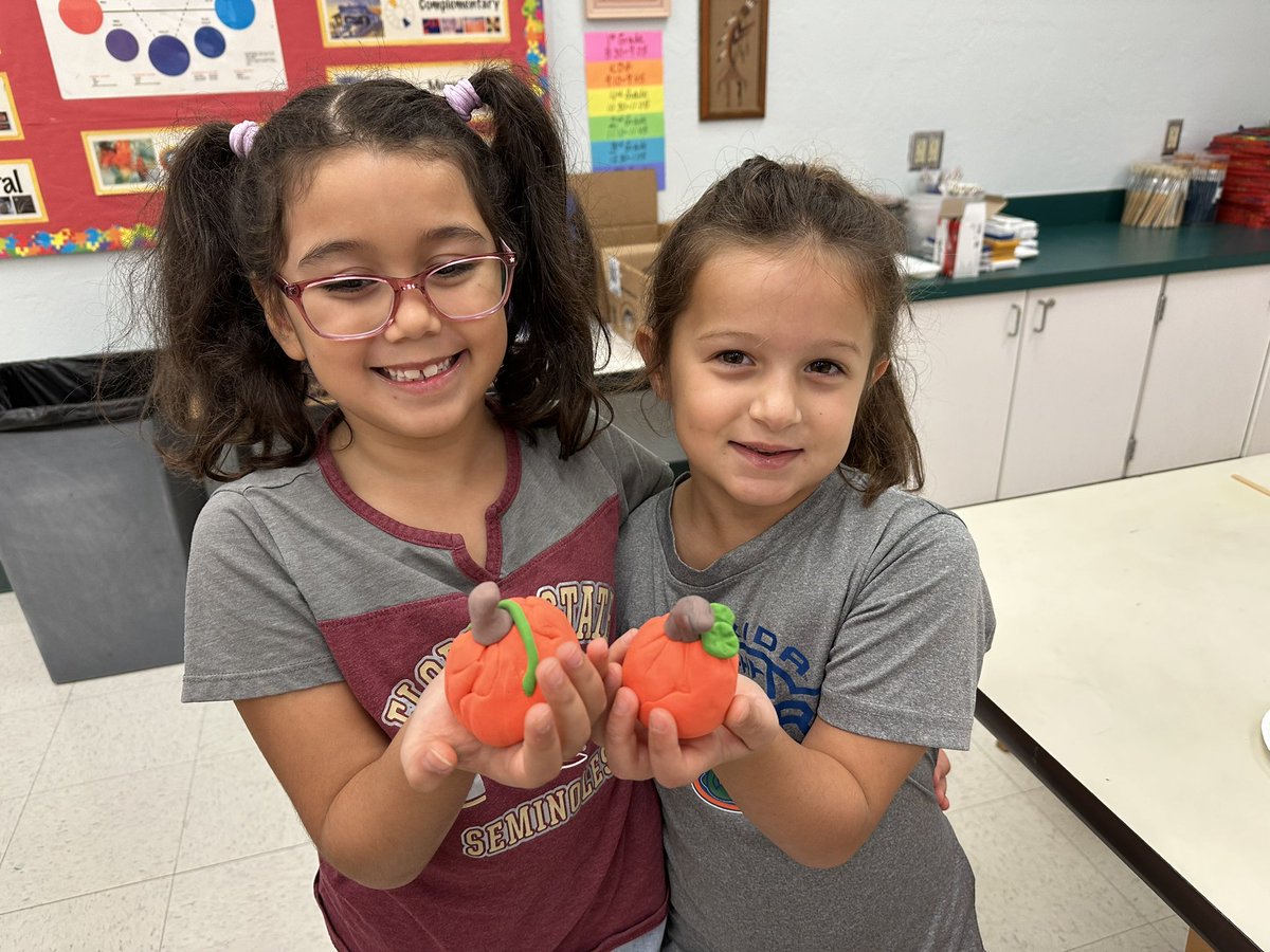 Nova Vazquez tweet media