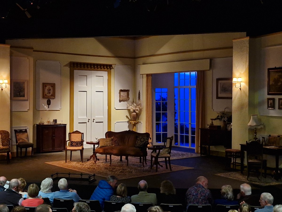 Brianquizmaster's tweet photo. @thelittleleics Noel Coward tonight https://t.co/3688OzKMVU
