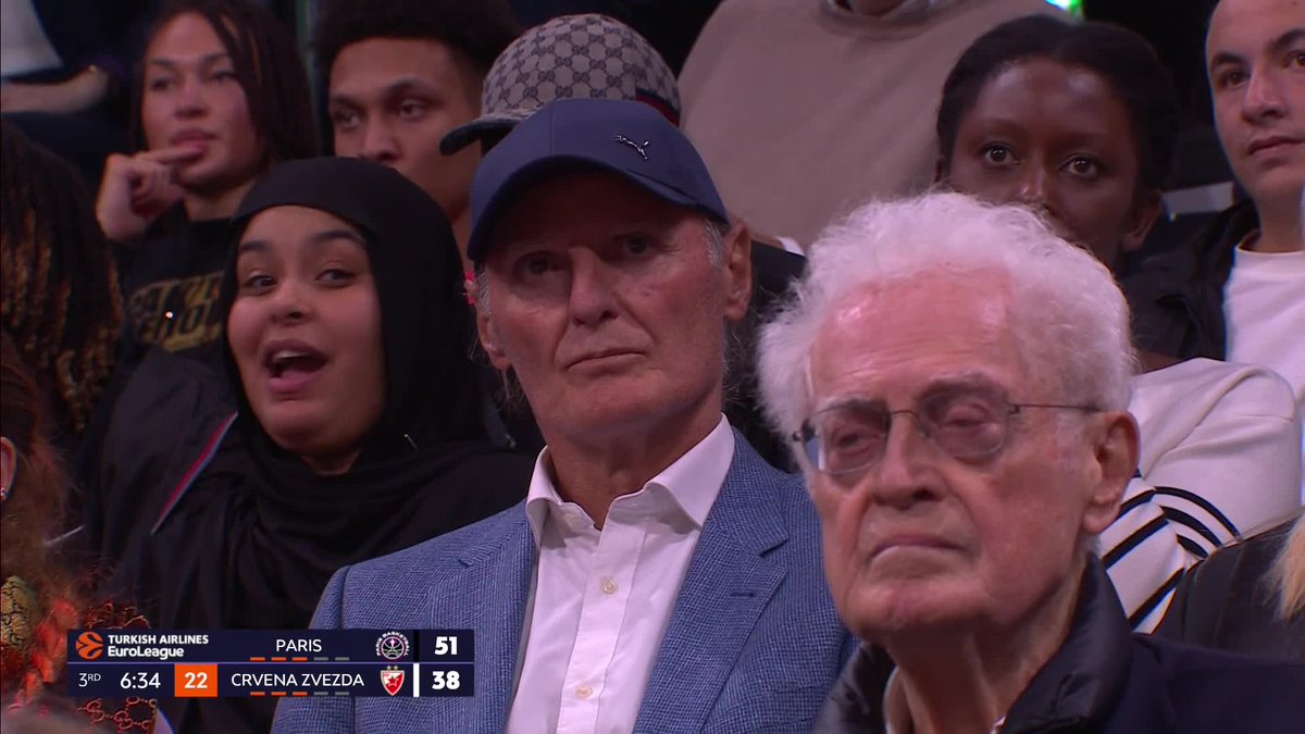 EuroLeague's tweet photo. Ex @kkcrvenazvezda coach Duško Ivanović came out to support his former team in their season debut in Paris  👏 https://t.co/KDbx73S3he