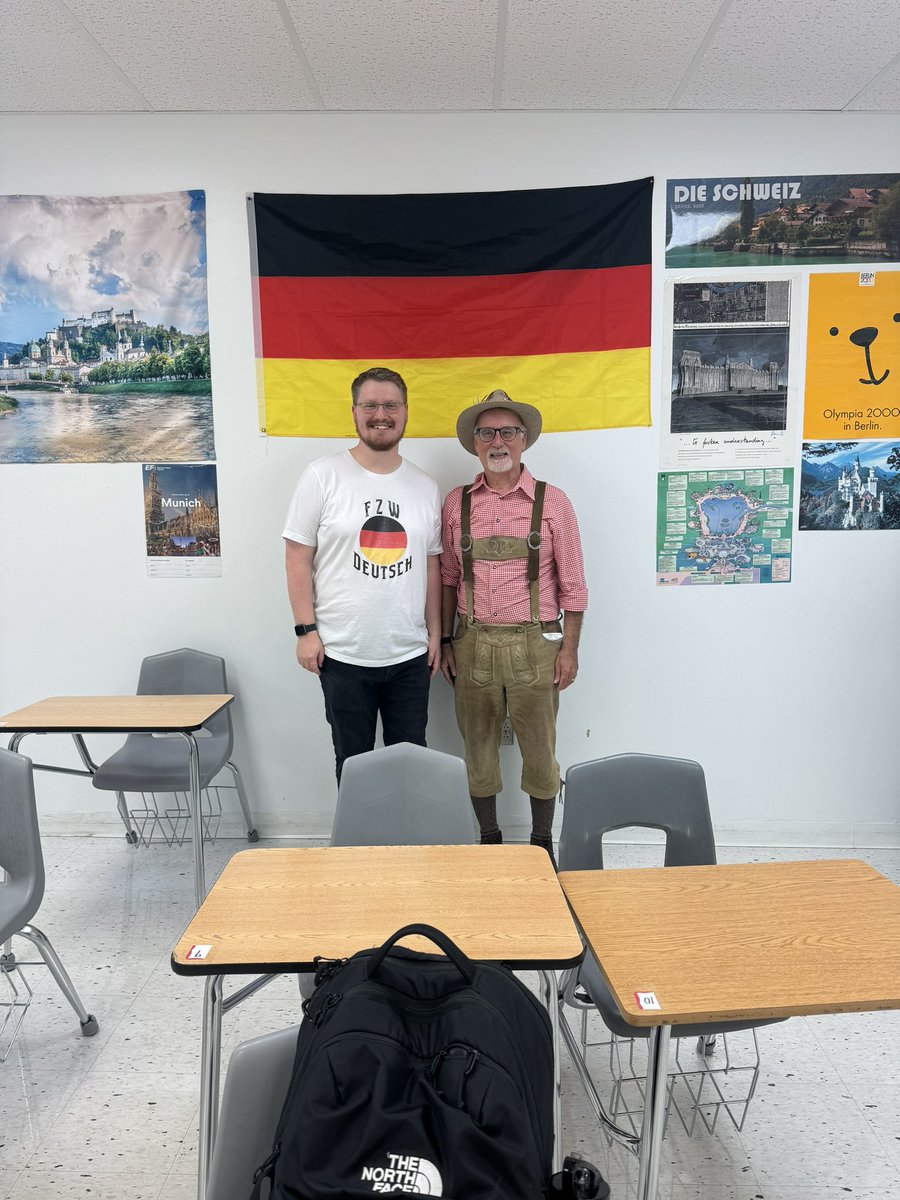 Happy National Teach German Day!! Awesome to work with <a href="/fzefrau/">Frau WeigeltFerguson</a> <a href="/HerrRichards/">Herr Richards</a> <a href="/FrauVanJura/">Frau Van Jura</a> and look who stopped by all classes today to say hi and sing/dance a song or two! <a href="/AATGOnline/">AATG</a> #lerntdeutsch