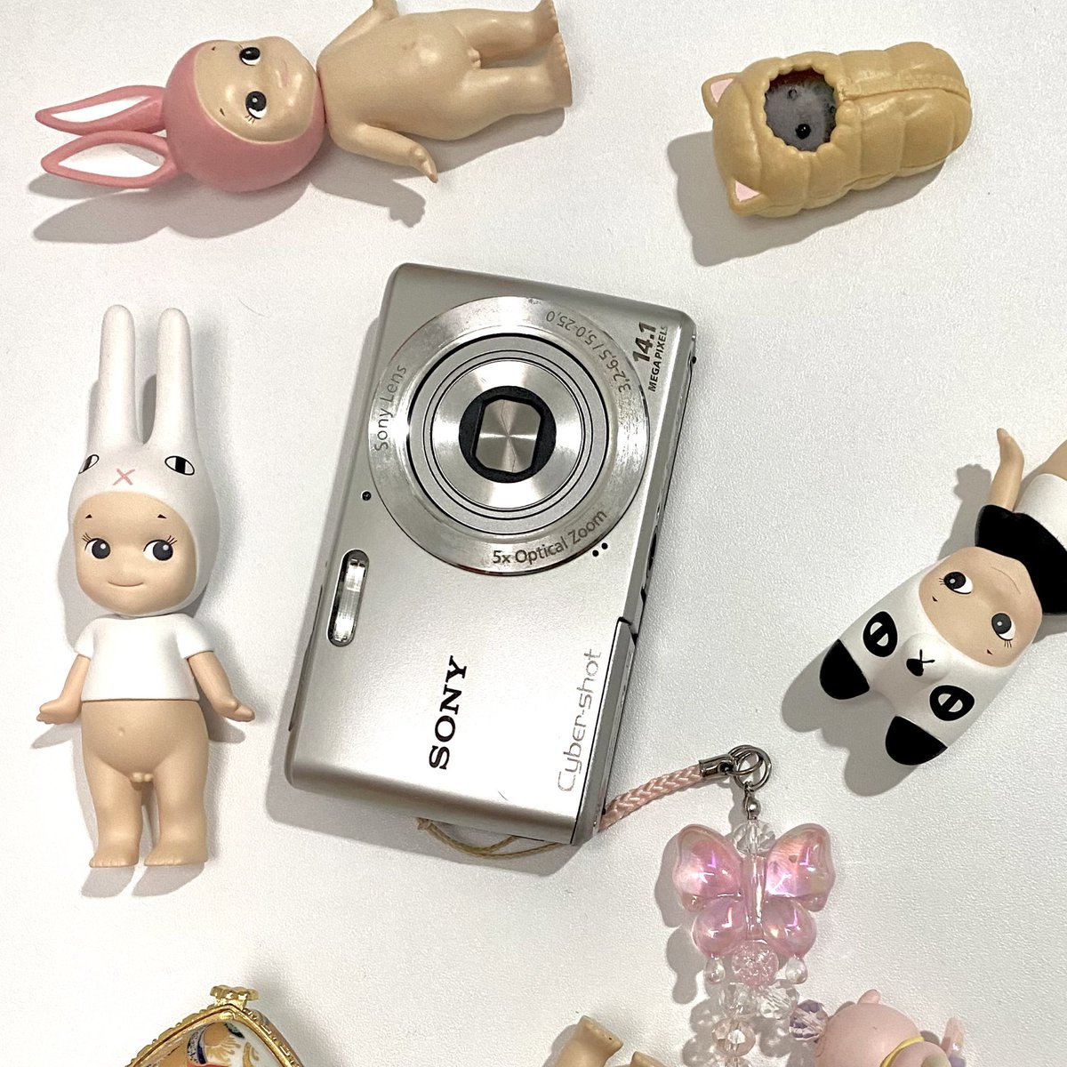 ceokrustykrab's tweet photo. WTS Want To Sell LFB
kamera digicam sony dsw w620
kelengkapan (kamera, charger &amp; sd card)
body mulus, minus cuma ada garis di lcd(tidak mempengaruhi hasil foto)
550k no nego
bisa oren
#Zonauang https://t.co/gO4DlqP2Xf