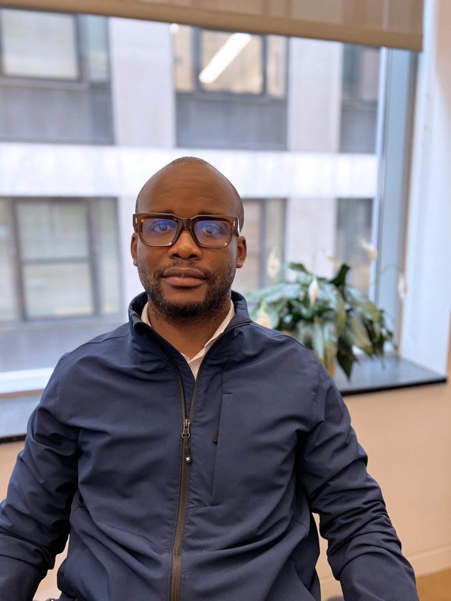 Dr. Chukwuebuka Ogwo has been named the director of HSDM's Advanced Graduate Education Program in Dental Public Health (DPH). Ogwo’s research focuses on preventive oral hygiene intervention and the application of artificial intelligence (AI) in predicting oral health conditions.