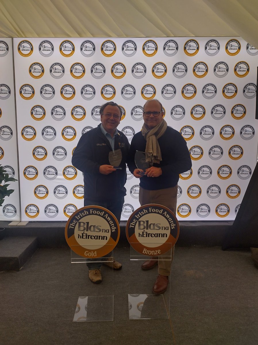 Stonewell Cider (@stonewellcider) on Twitter photo Delighted to have received such great recognition <a href="/BlasNahEireann/">Blas na hÉireann</a> this afternoon- a team effort! Congratulations to all the finalists! Delighted to have received such great recognition <a href="/BlasNahEireann/">Blas na hÉireann</a> this afternoon- a team effort! Congratulations to all the finalists!