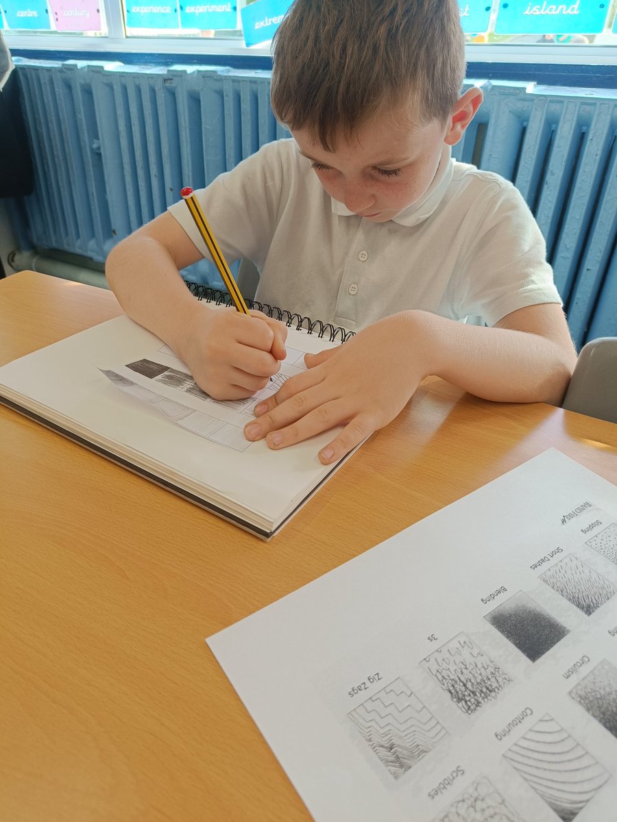 MissEChadney's tweet photo. #LFP4EC really enjoyed their art lesson this afternoon. We focused on shading, tone and cross hatching in preparation for sketching our portraits at the end of this unit ⭐😊

@Lea_Forest_HT @lea_forest_info @LLF_DHT @LLF_Dep @Lift_Lea_Forest https://t.co/l9rPmgV3T1