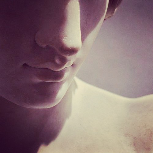 antinousgaygod's tweet image. 🪷 Smile sweetly like #Antinous on #WorldSmileDay, the 1st Friday of October. Sorria como Antinous No Dia Mundial do Sorriso. Sonríe como Antinoo En el Día Mundial de la Sonrisa. #SmileDay 🪷