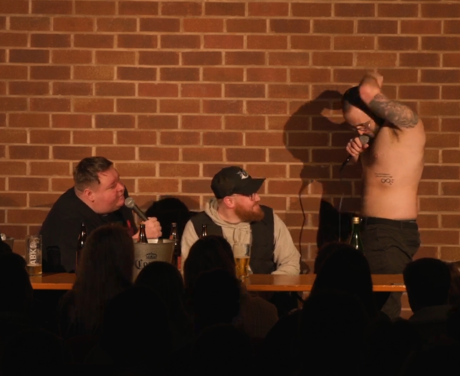 mcOOey's tweet photo. Take a bow @tonycarroll14, you owned that show tonight, kept it afloat during the lulls and fucking hammered it home during the highs. Loved it. Dirty, sexy, HUNGRY. #Kingsmill https://t.co/2JRVZSB1xZ