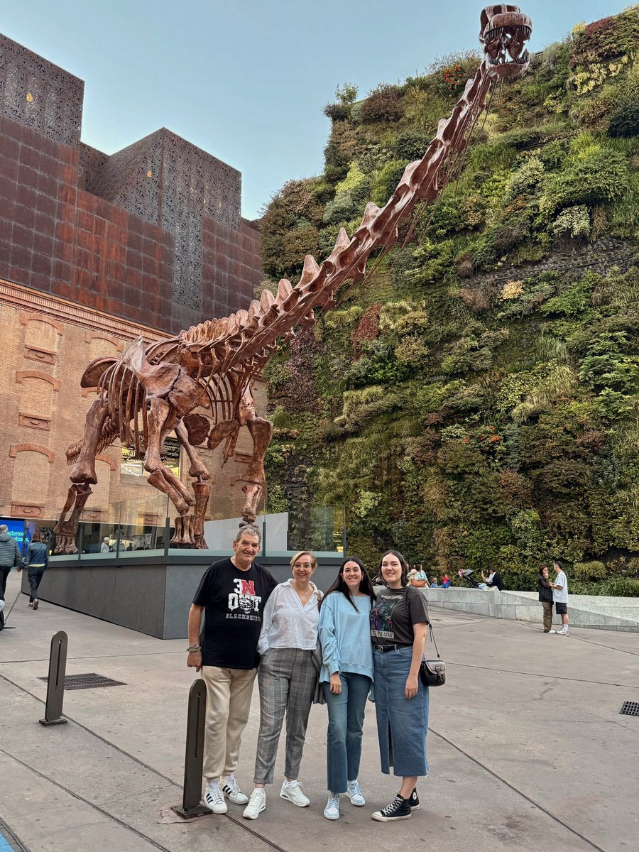 EEvasrsd22's tweet photo. No sabes que existían esos dinosaurios 🦖 https://t.co/fUtjurenz6