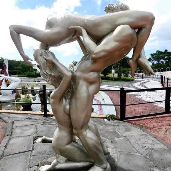 Eve böyle bir heykel yaptırmam lazım 😊