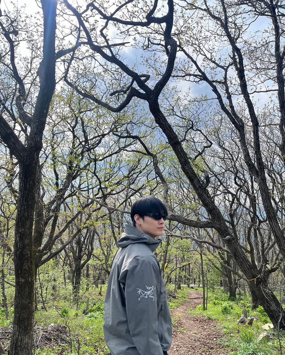 Ladymomoka1's tweet photo. Have a good day, Jaebeom~🌷🌴💙
คถจล

#JAYB #제이비 #Jaebeom #재범 
#Def #데프 @jaybnow_hr #GOT7
#D27ToJAYBReturn https://t.co/EPbYCz13YT