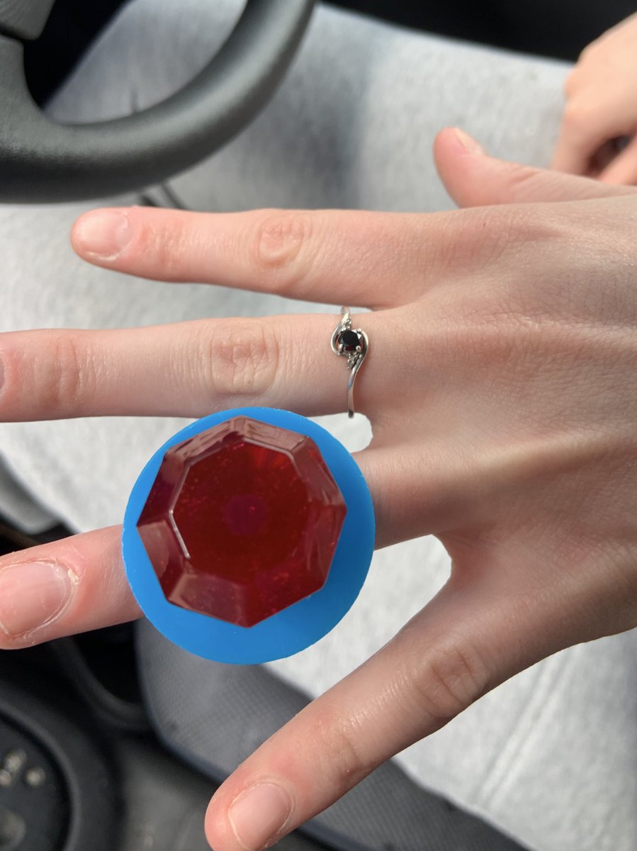 gloomygirl101's tweet image. guys she said yes!!!! @Krandomstuff