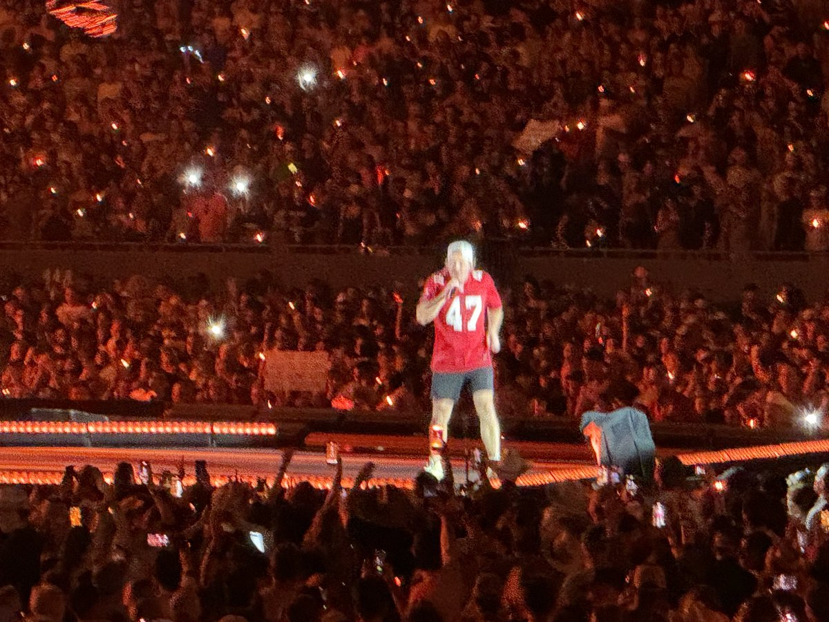 Pam Bondi tweet media