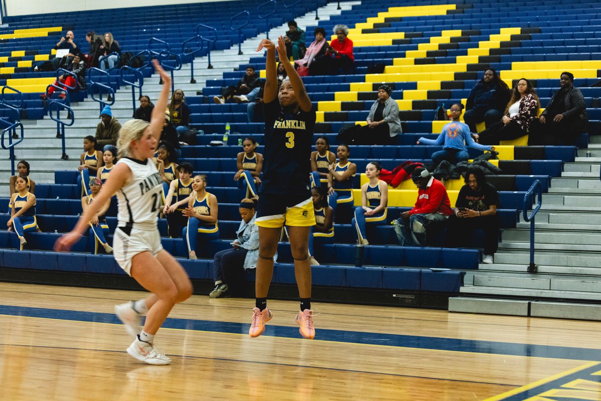 Coach D (@robinsonelite) on Twitter photo Coaches
Check out So. G Alissa Myers Highlight Tape. Relentless slasher. 3 level scorer. Mid range specialist. Good on & off ball defender. Can create for others as well as for self.
hudl.com/video/3/190141β¦ Coaches
Check out So. G Alissa Myers Highlight Tape. Relentless slasher. 3 level scorer. Mid range specialist. Good on & off ball defender. Can create for others as well as for self.
hudl.com/video/3/190141β¦