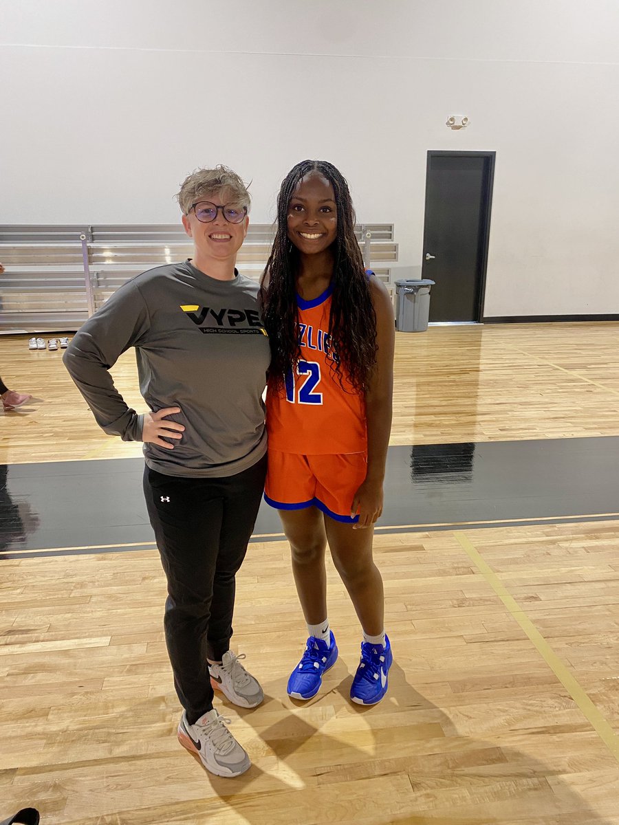 👀 loved seeing our IQ Hoops Athletes at the VYPE Girls Basketball Photoshoot 📸🏀

<a href="/ksymons13/">Kylee Symons</a> <a href="/kiana_vega26/">Kiana Vega |#5 | 5’11 | Guard/Wing | C/O 26’</a> <a href="/myliip_/">K’Mylii Nettles</a>