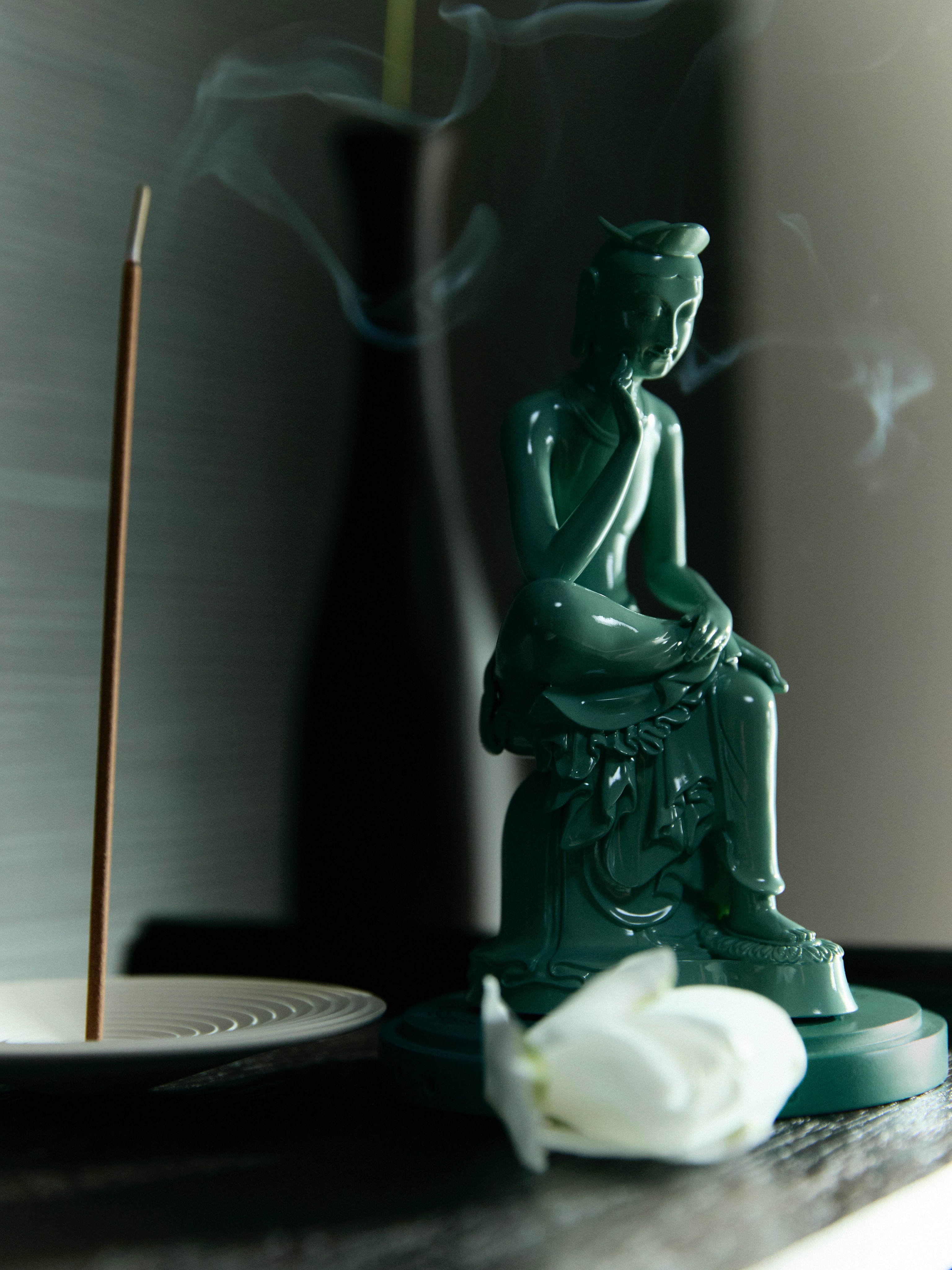 匿名配送】半跏思惟像 BTS ダルマジュン 仏像