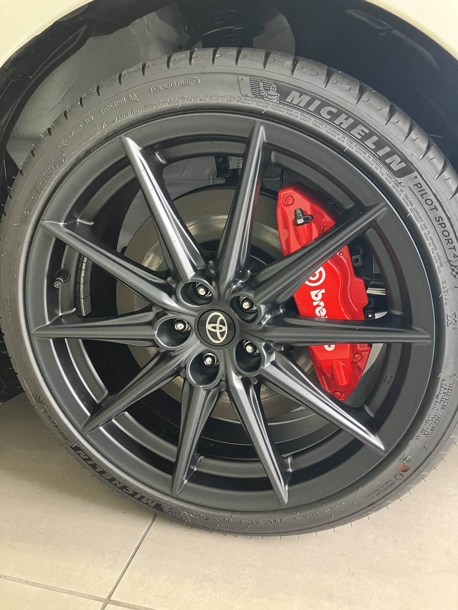 FQ4004G63's tweet photo. GR86(D型)納車しました！！
ようやく叶いました！ https://t.co/FjYGVftGEM