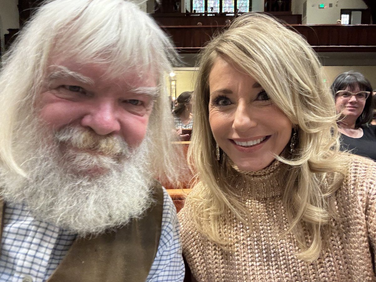 Beth Moore tweet media