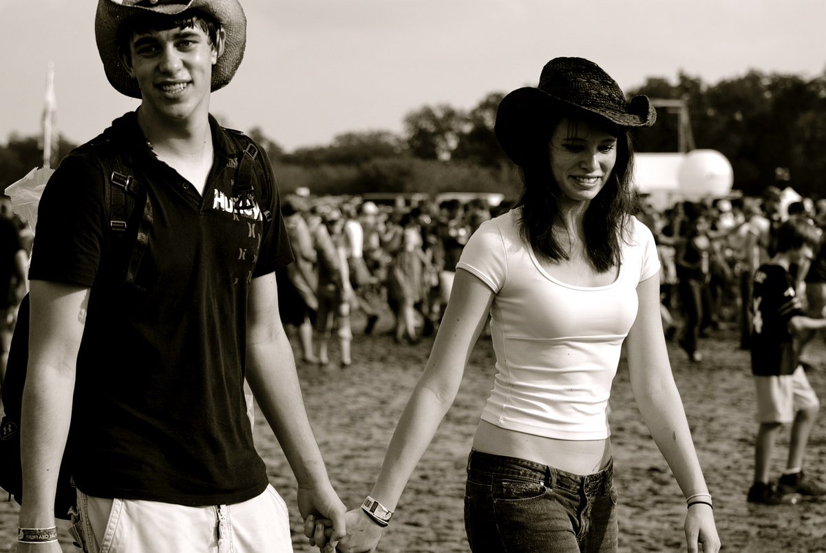 AIRPropGroup's tweet image. In 2009, the Austin City Limits Festival was unforgettable, largely due to the infamous Dillo Dirt. Heavy rains turned Zilker Park into a mud pit, and because the park had been treated with Dillo Dirt—a compost made from yard trimmings and treated sewage sludge— yeah, you read…