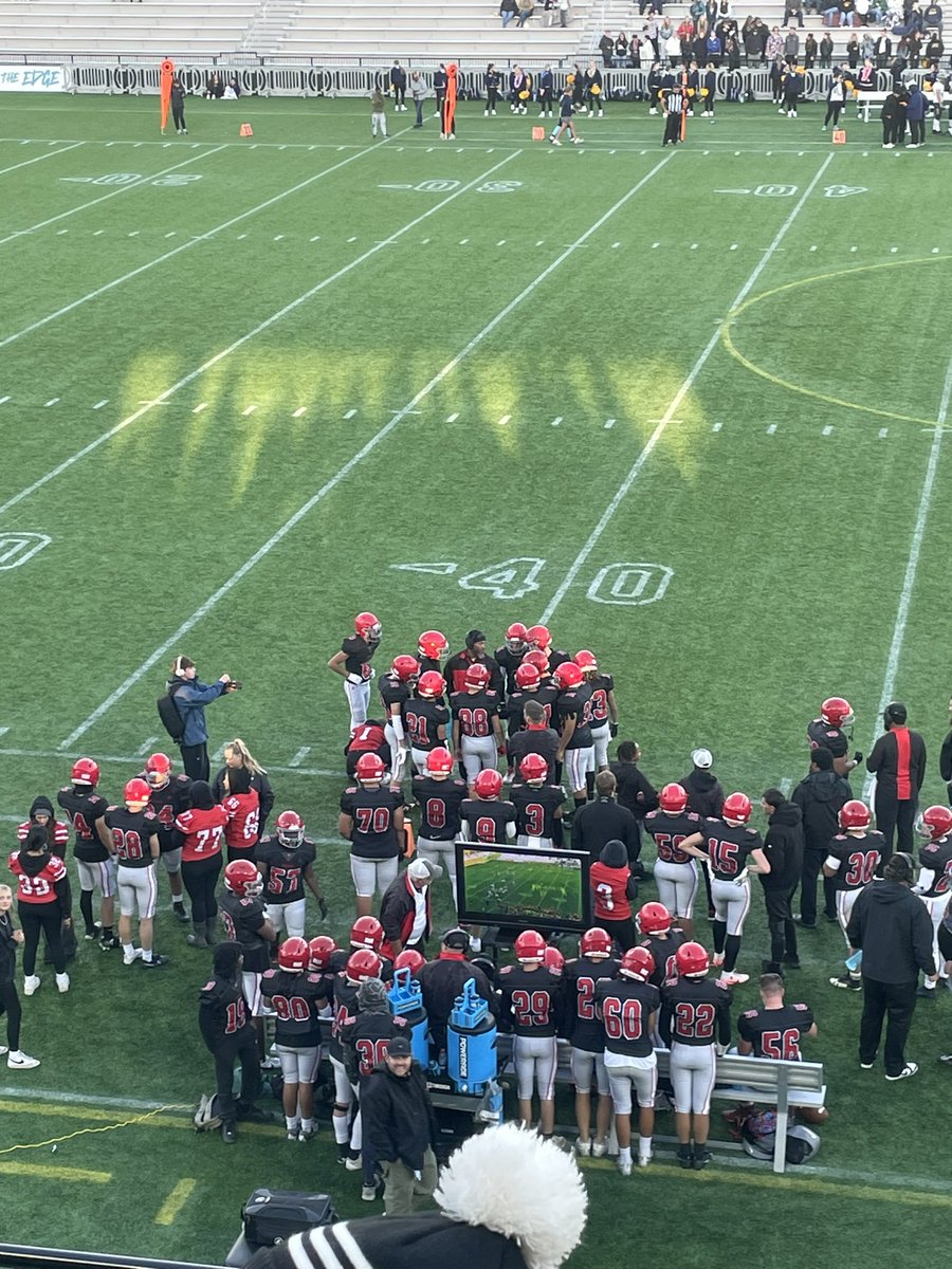 DerekKXLY's tweet photo. The best thing about working across the street from #OneSpokaneStadium is easily being able to watch your kid play. Even when it’s for 10 mins between the 5:00 and 6:00 newscasts. #GoSaxons https://t.co/tlmEZZKZRR