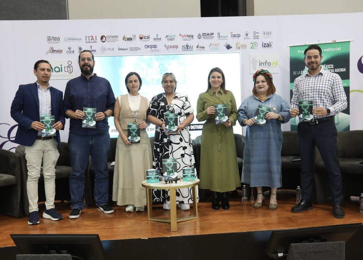 JaimeCerdio's tweet photo. 📚 Esta tarde, en la #FILMTY2024 y en representación del Comisionado Presidente @AdrianAlcala75, acompañé la presentación del libro “#AbramosMéxico: De la experiencia a la nueva agenda de #DatosAbiertos. 

¡Felicitaciones a las y los autores! Lectura imperdible 👏 https://t.co/Mk9CnpxFcl