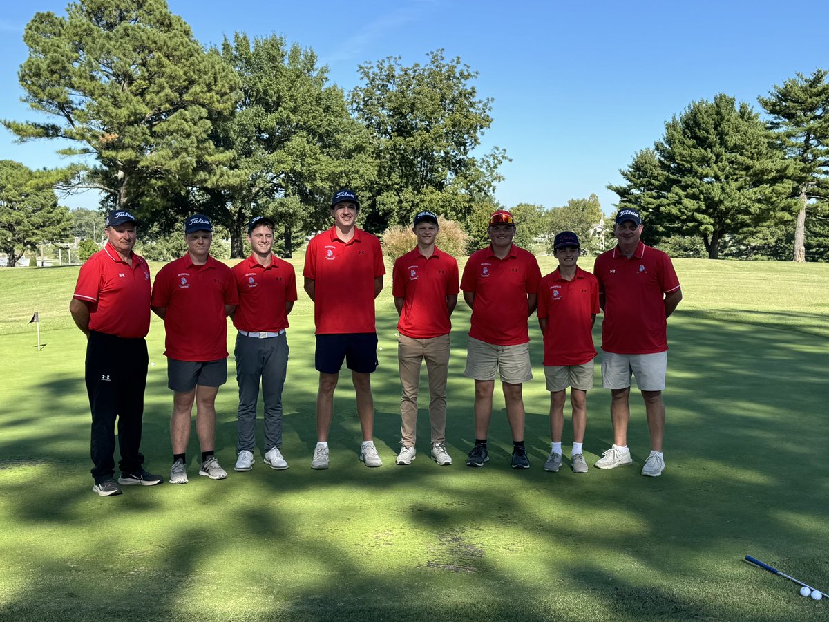 Brendan_K3's tweet photo. Extremely proud of my teammates. We worked hard all year to advance to sectionals and we got the job done. Let’s go get em Monday! https://t.co/eAxNPprTxj