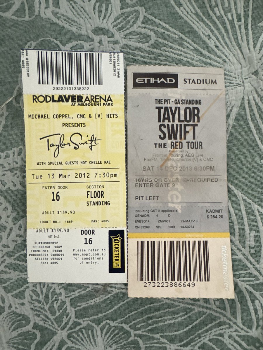 itsemilyxgrace's tweet photo. Wellllllll found this amongst my music memorabilia cleaning up today. 

Wild https://t.co/mqRjLKUNTM