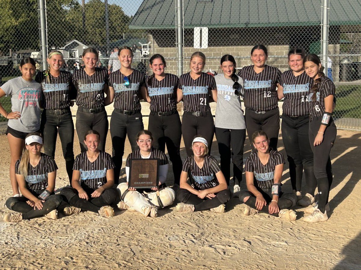 GiccSoftball's tweet photo. Heck of a day for the Cru! ❤️
Loup Platte Conference Champs!
Stat leaders include:
@AnnaTibbetts_ 5-8 — 2💣💣 a walkoff homerun🙌🏼
@jacie_palik 4-8 —1 dbl
@gracewatson  —1💣
Team 24 hits- 5dbl- 3HR. Good work girls!! 👊🏼 https://t.co/JvMEYroiYv