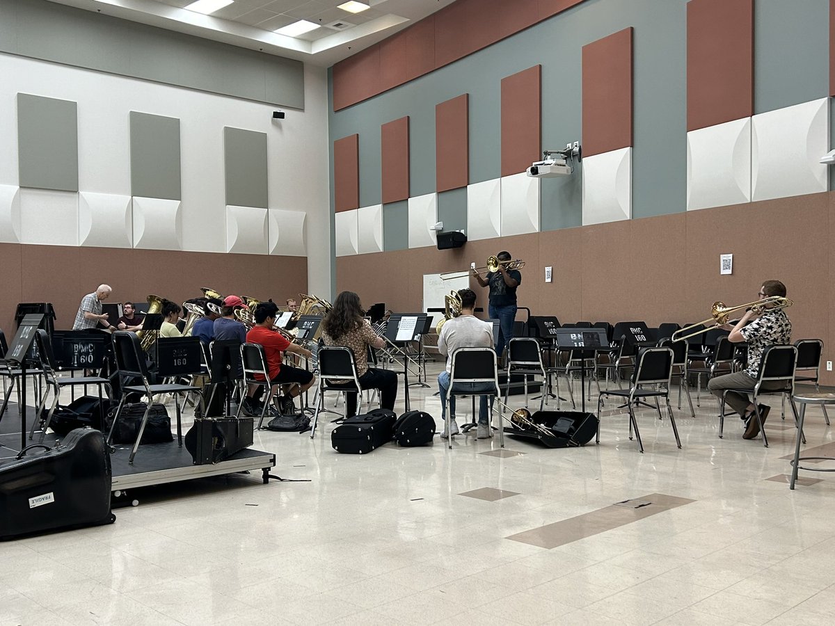 memphistrombone's tweet photo. Recent #memphistrombones graduate, Jasmine Lockwood leading a studio class at UNLV. She is in her first year as a DMA student and teaching assistant. We miss having her around! https://t.co/4LtnCSX4vj