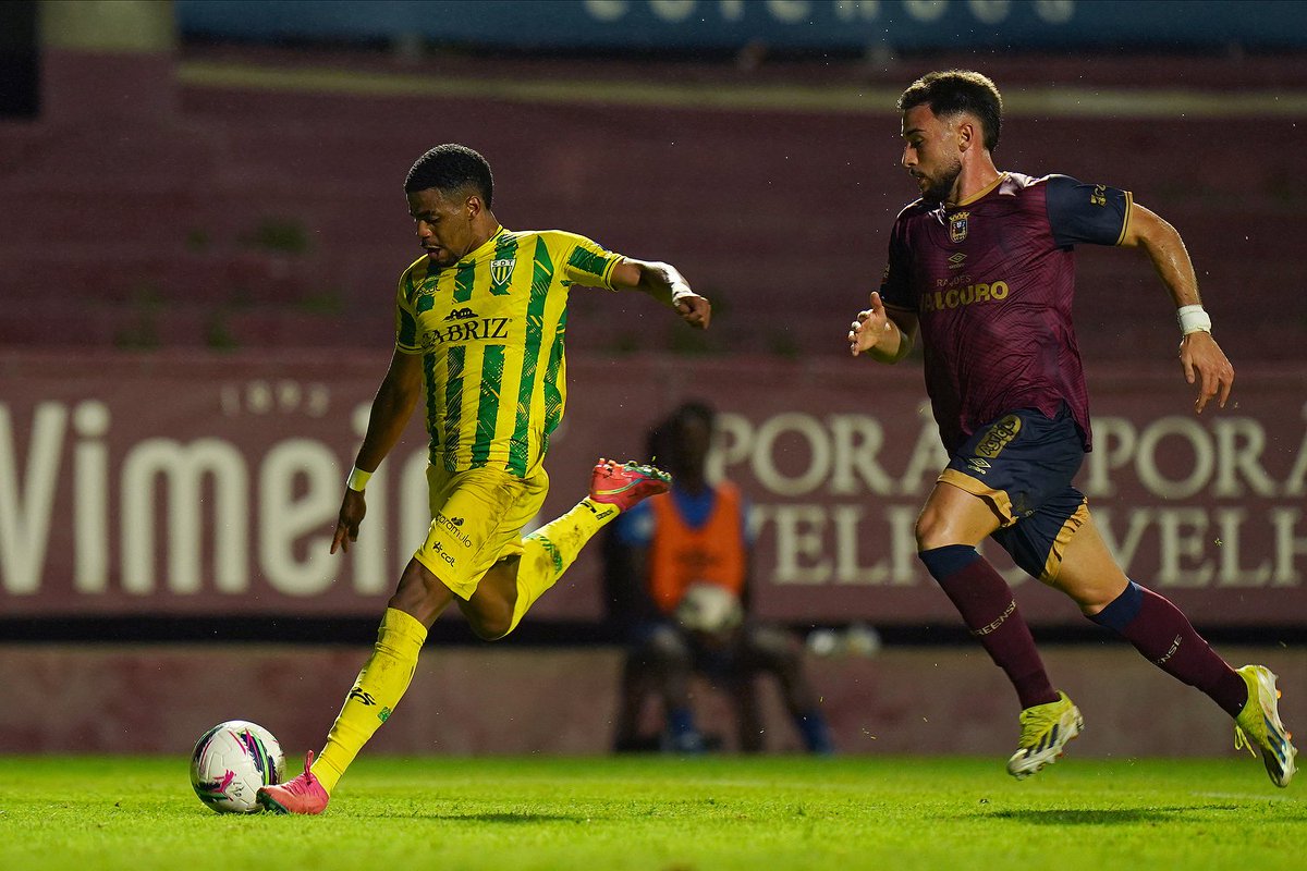 CDTondela1933's tweet photo. 📸's do triunfo desta noite
#PeloTondela #SCUTCDT https://t.co/JIq5ZrGpNV
