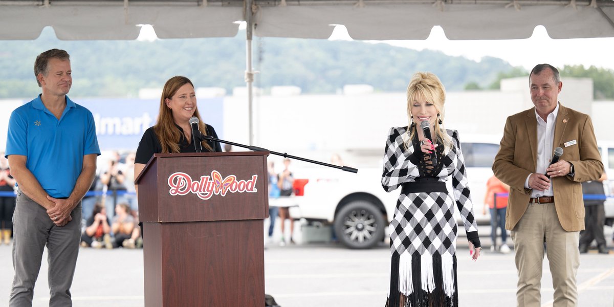 Dollywood Parks & Resorts tweet media