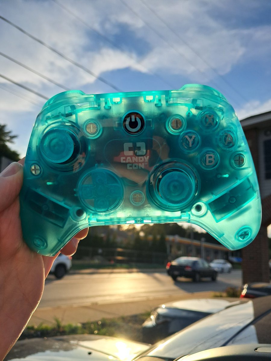 EmotionalApe's tweet image. Oooohwee! This #CandyCon is gorgeous!!! Insane Pro Week deal right now from #GameStop too