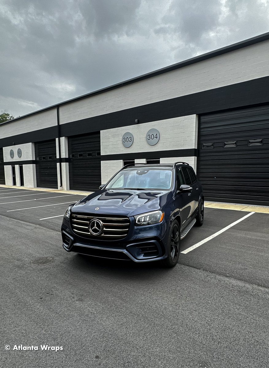 AtlantaWraps's tweet photo. Matte (Stealth) PPF on a beautiful Mercedes-Benz GLS 450 (Twilight Blue Metallic).

#atlantawraps #atlanta #mercedes #benz #AMG https://t.co/8IPKZ2AW2M
