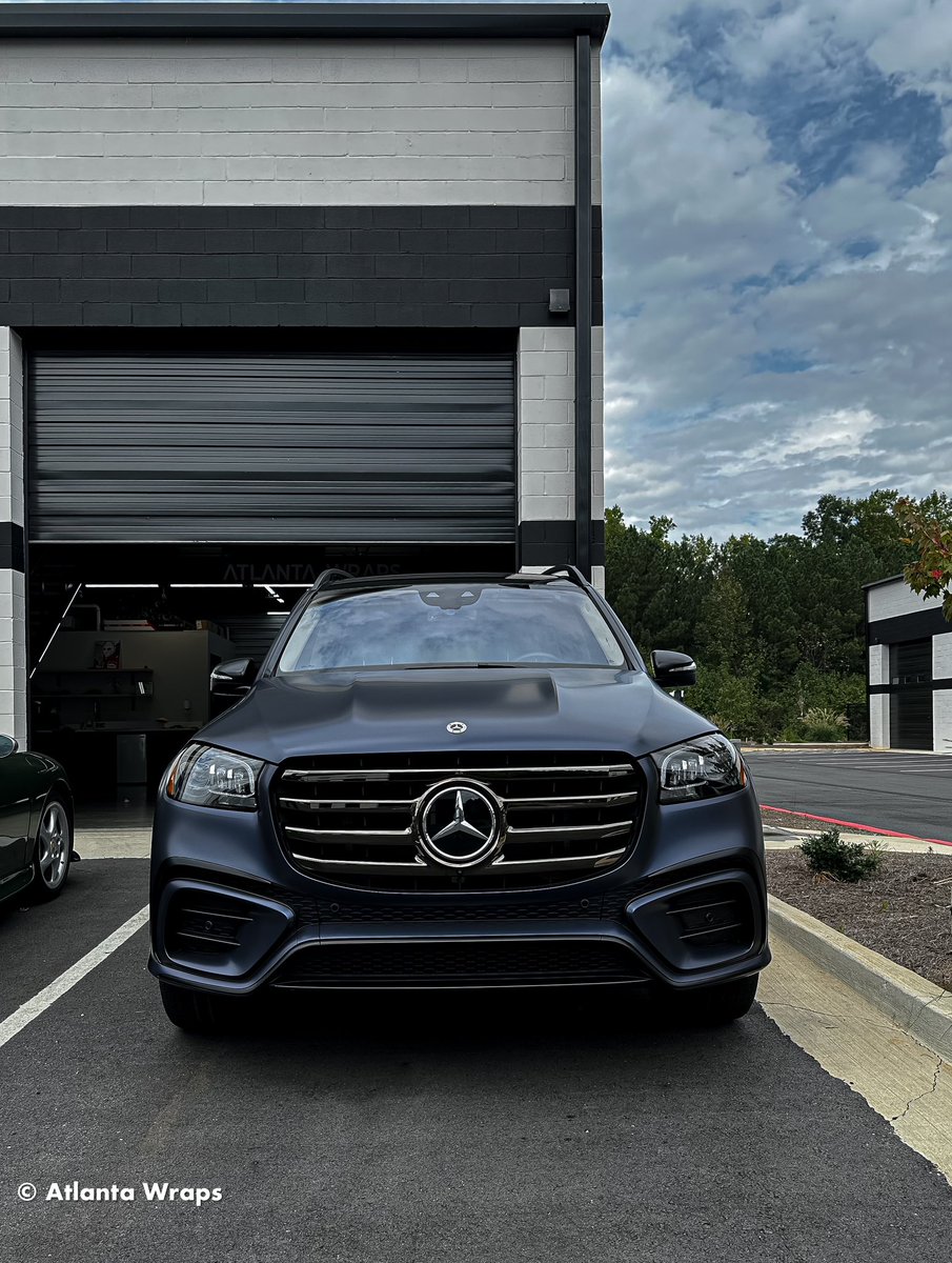 AtlantaWraps's tweet photo. Matte (Stealth) PPF on a beautiful Mercedes-Benz GLS 450 (Twilight Blue Metallic).

#atlantawraps #atlanta #mercedes #benz #AMG https://t.co/8IPKZ2AW2M