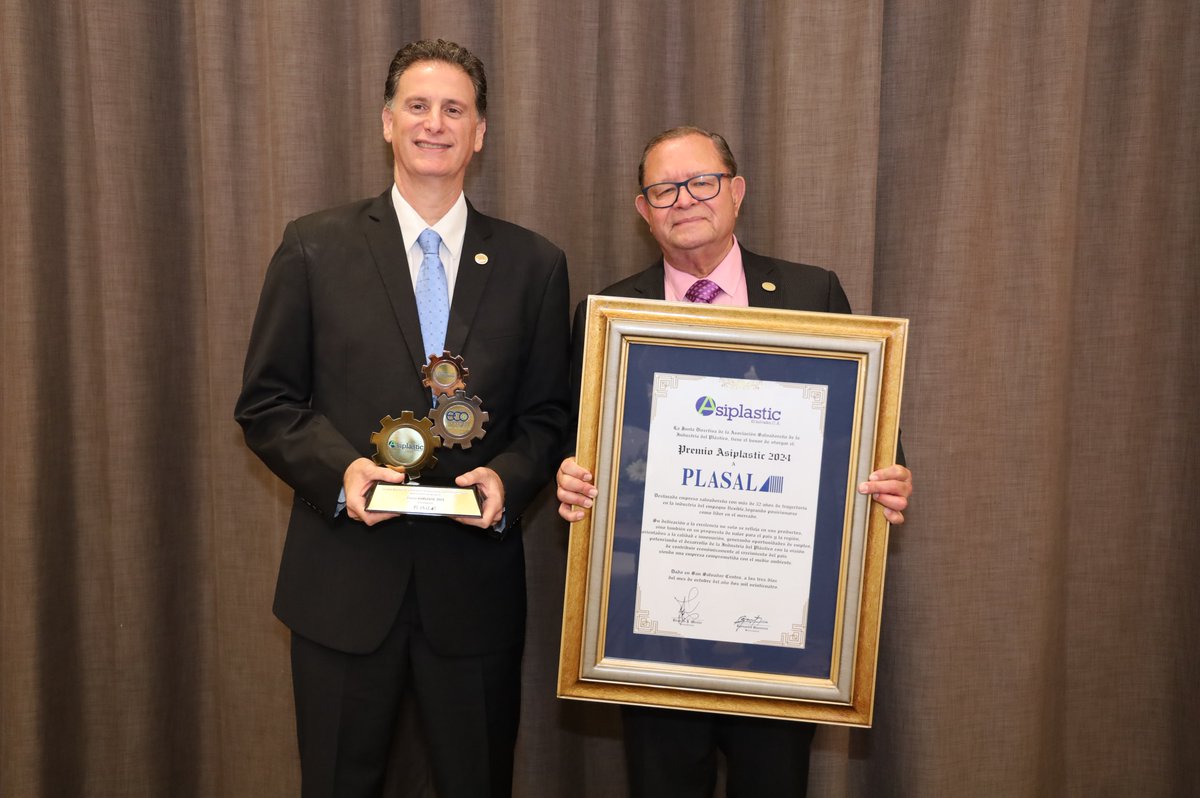 ASI, con mucho orgullo felicita a su empresa socia @PlasalC  y a don <a href="/JaimeSalome10/">Jaime Salome</a>  por haber recibido la importante distinción: Premio ASIPLASTIC 2024, un merecido reconocimiento por su excelencia, visión y compromiso con la innovación sostenible en la Industria del Plástico.