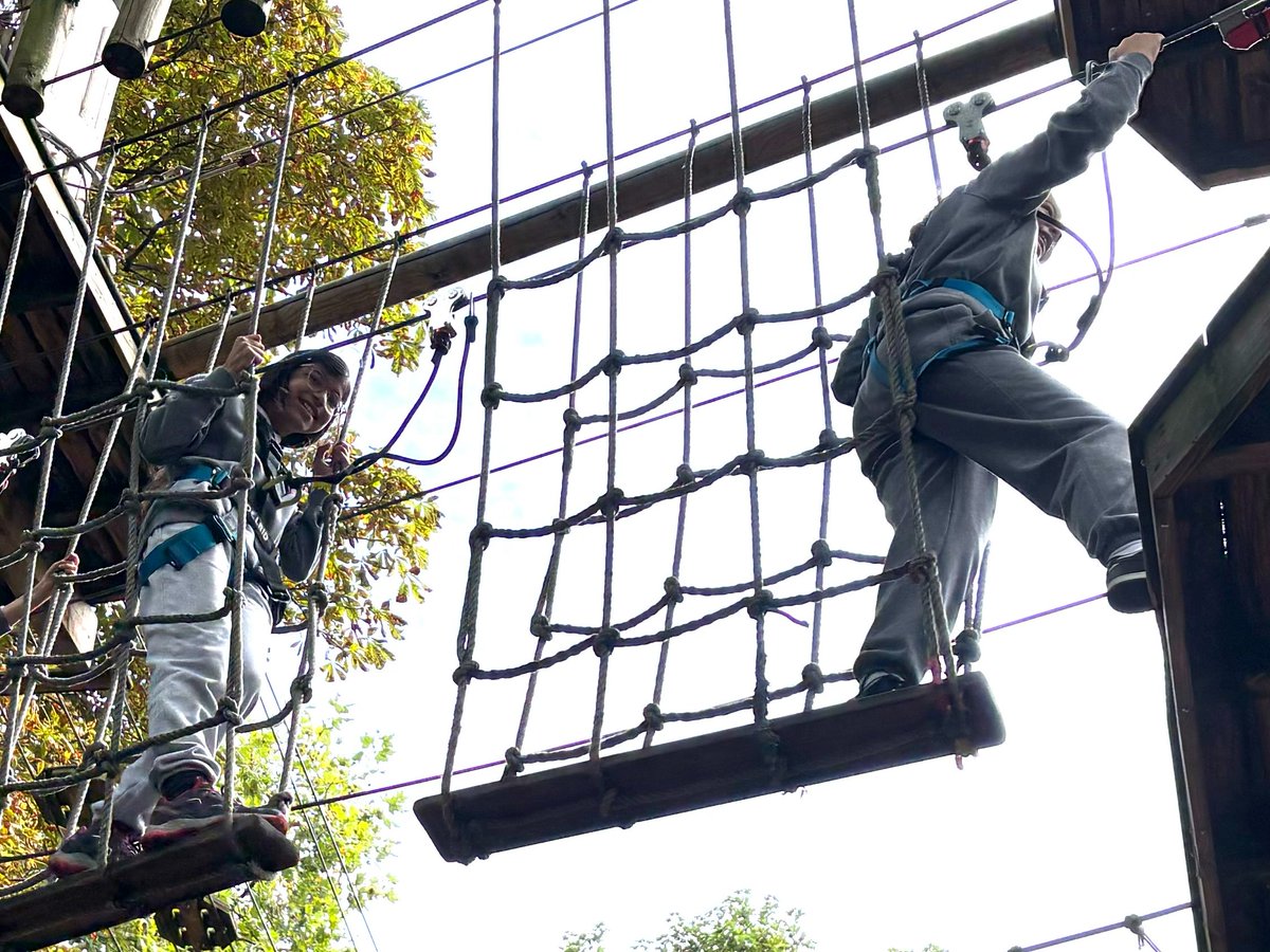 ARKConway's tweet image. Year 5 &amp;amp; 6 had a great time this week at 'Go Ape' They showed courage and team spirit whilst scaling the heights. Well done!
#climbing #heights