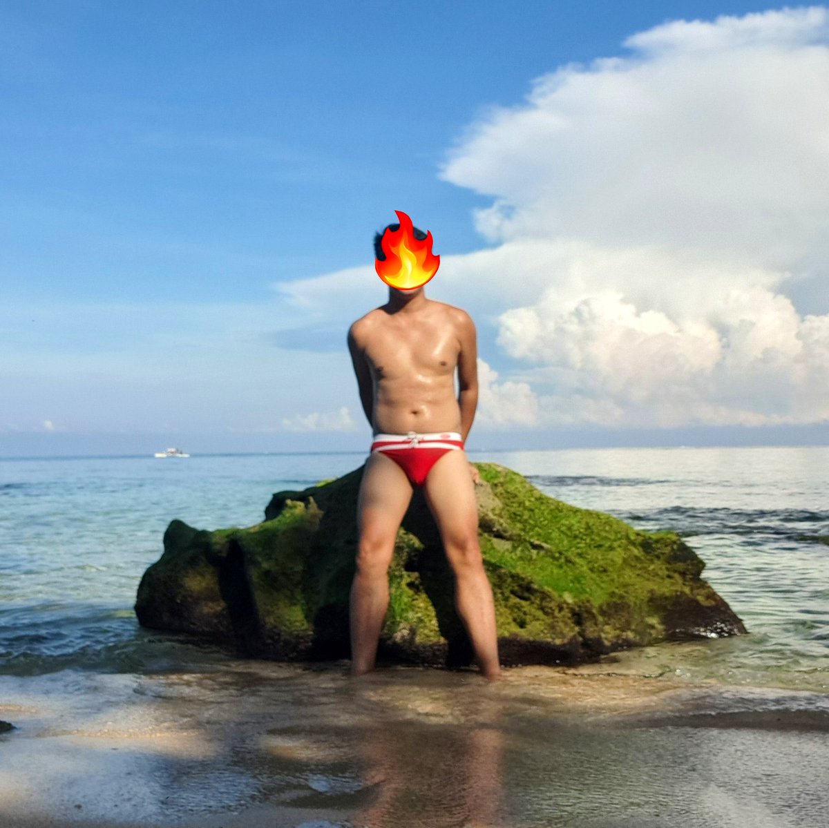 SuckerMarko's tweet photo. PART 1 Kinain ko si tropa habang nanonood at nag-iinuman mga barkada😈🍻 Sarap gigil sa akin! 

🍆 @kantotwell_1127 
📸 @JakeDance21 @kantuterongpwet 

FULL VIDEOS ON MY JFF/TG channel
📌 https://t.co/sWHZV7qeJg
📌 https://t.co/14ZX27nsww https://t.co/N2IQANdZ3u