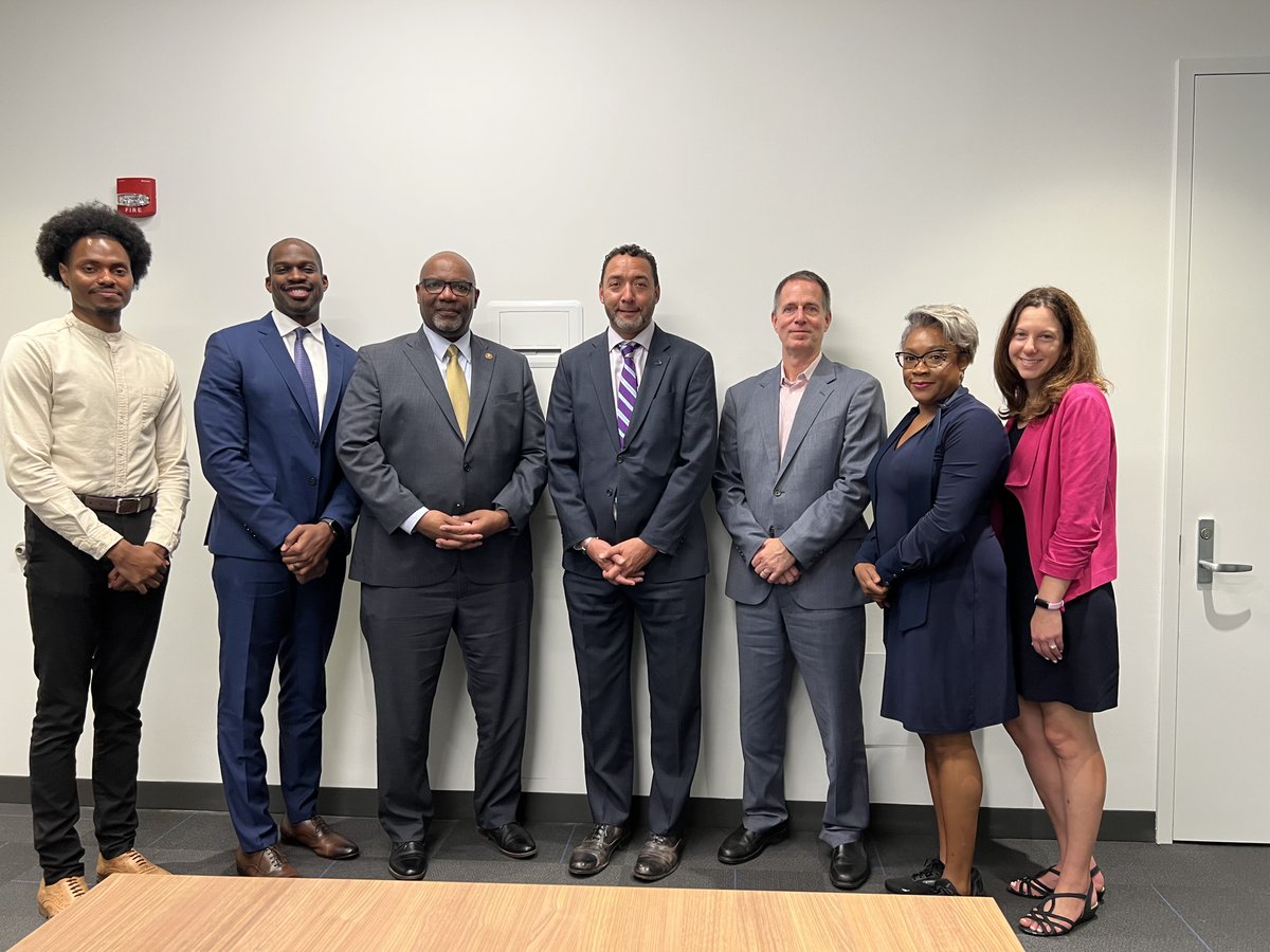 Great meeting with Accenture, PeopleShores, &amp; the Office of the Deputy Mayor for Education this week! UDC is committed to creating new workforce development opportunities to support economic mobility for DC residents. #WorkforceDevelopment #EconomicMobility #UDC