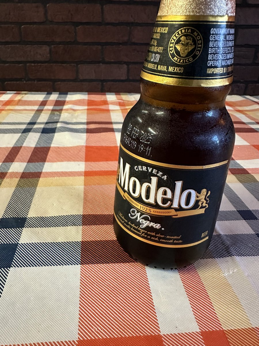 What if i just posted random pictures on twitter