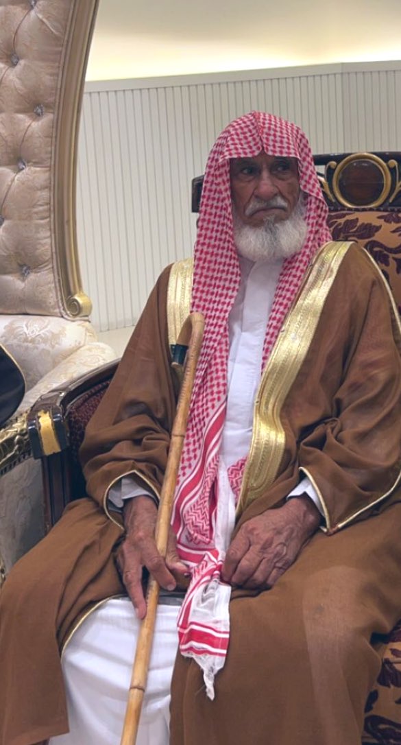 althnibat300's tweet image. في ليلة من ليال الفرح
احتفل العم ؛
حـمود بن حميد عباطه الذنيب بزواج نجله ( سـامي)
وسط جمع لفيف من الأهل والأحبة والأصدقاء
متمنين لهم التوفيق وان يبارك الله لهم وعليهم .