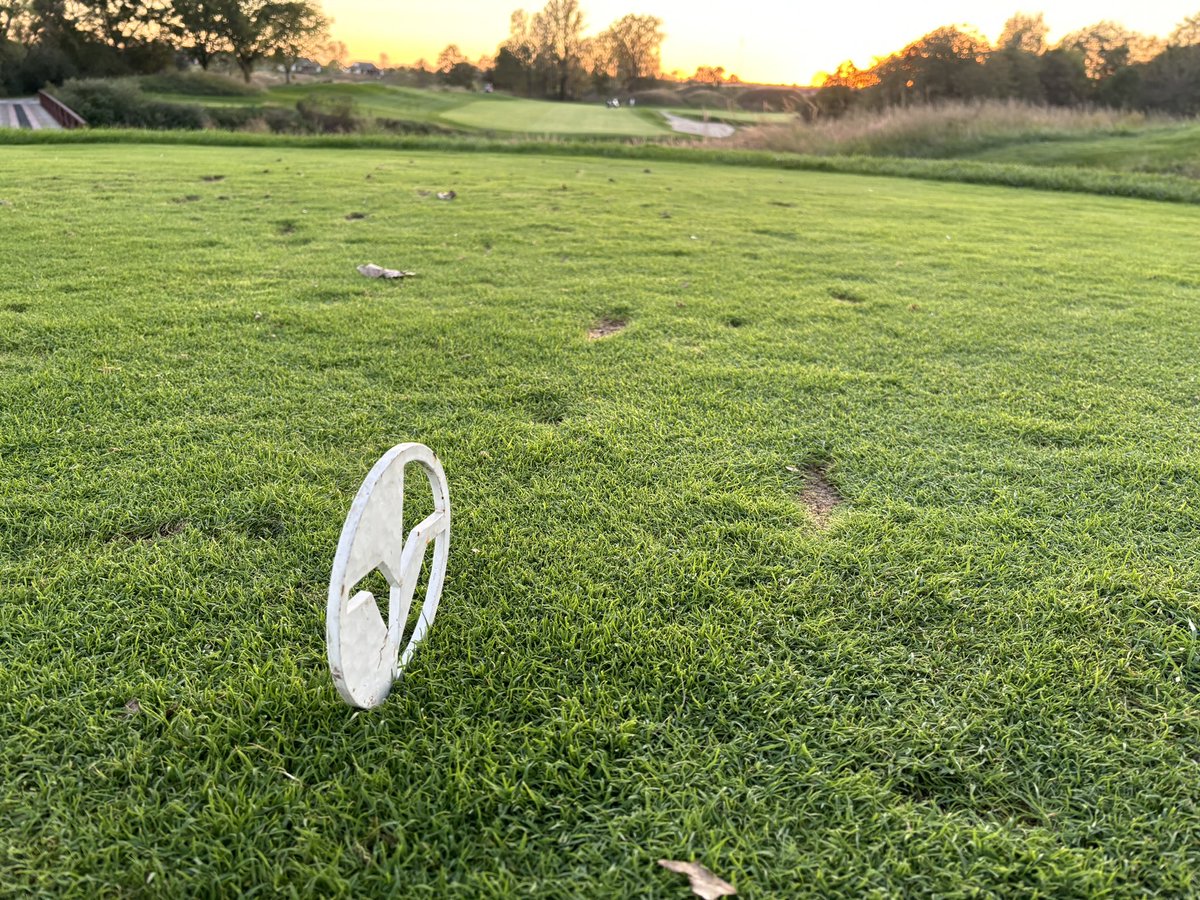 Nothing like fall golf in October! Victoria National at its best!
