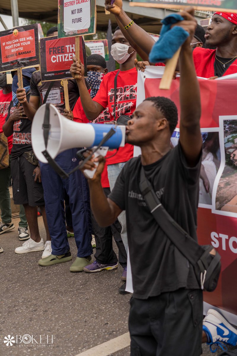 bk_oduro's tweet photo. Do it for the 54
Do it for your self 
Do it for your children 
Do it for mother Ghana
See you tomorrow at Okponglo 
See you fighting for our right to save water. 
See you fighting for our forest. 
#SayNoToGalamseyNow #FreetheCitizens https://t.co/YEzYY2ULcS