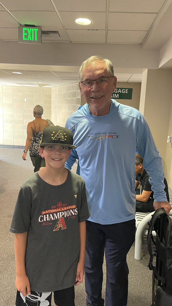 Thanks to the great <a href="/BruceBochy/">Bruce Bochy</a> for taking a picture with my son, even though his <a href="/Rangers/">Texas Rangers</a> crushed my son’s <a href="/Dbacks/">Arizona Diamondbacks</a> World Series dreams last season.