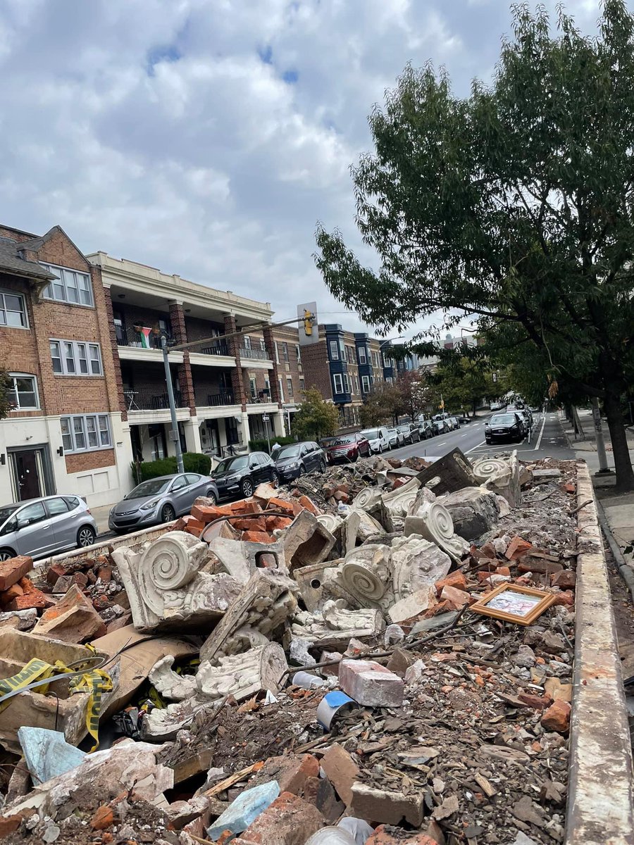 Welcome to #Historic #Philadelphia where we destroy our riches on a daily basis! #philly #WestPhilly #demolition