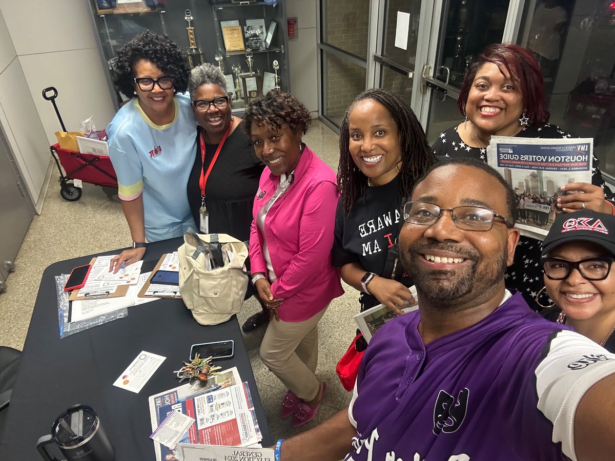Voter registration @ Theatre Recitals! Thanks Houston Alumnae Chapter, Delta Sigma Theta Sorority, Inc. #RockTheVote