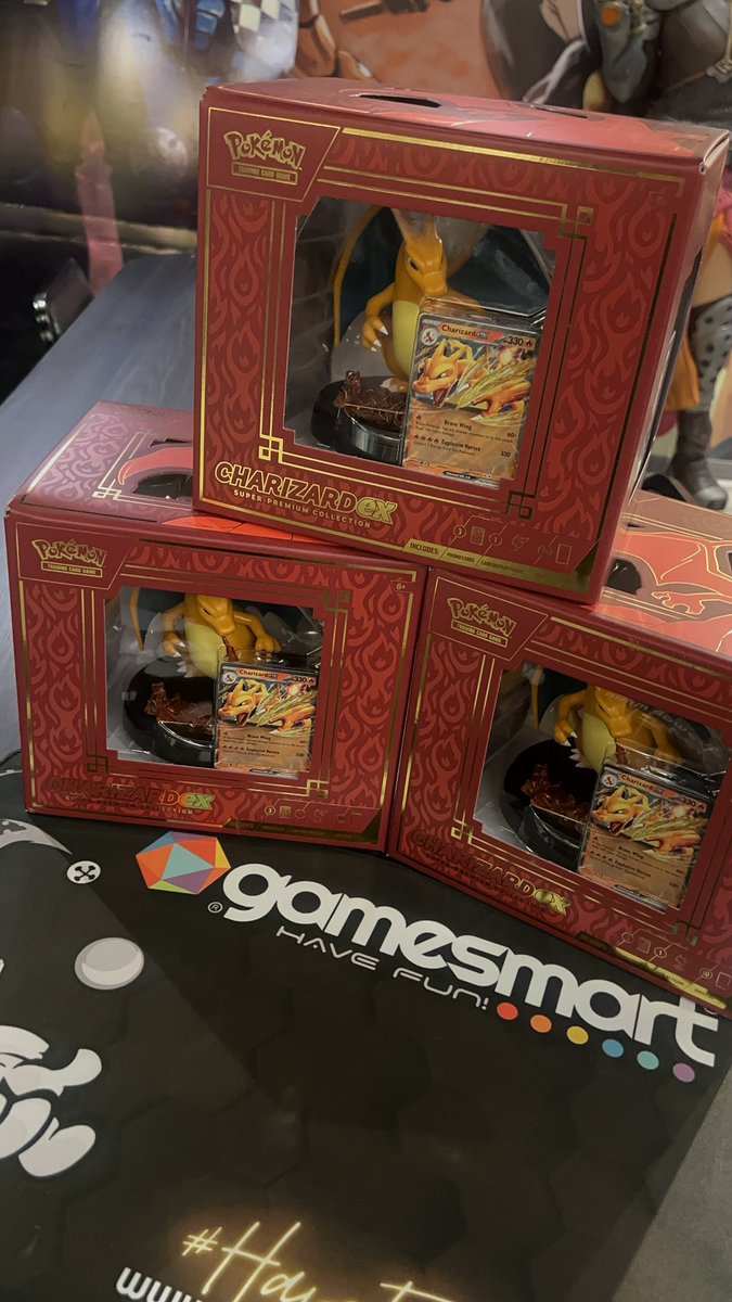 ¡Novedades en tienda! #CharizardEX #pokemoncards #PokemonTCG