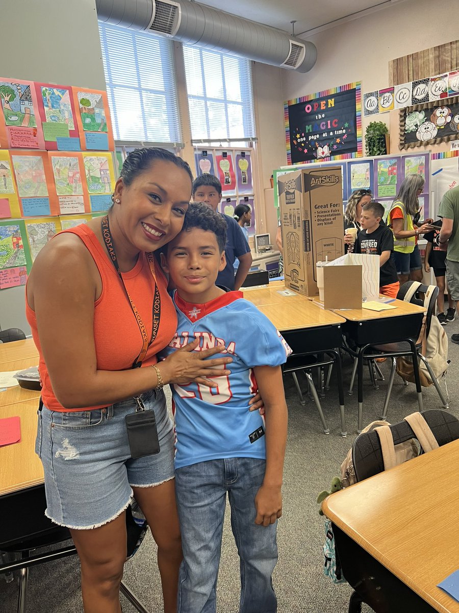 Sunset Elementary School tweet media