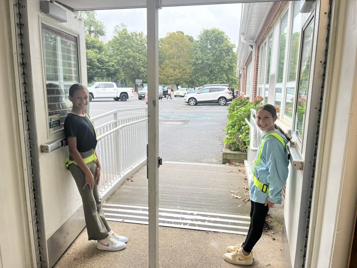 Amanda Agresti (@amandaagresti1) on Twitter photo Just a few of the many Safety Patrollers lending a helping hand and friendly face at the beginning and end of each day. #RPfamily <a href="/mrs_della_badia/">Amanda Della Badia</a> <a href="/MergnerMTPS/">Amanda Mergner</a> Just a few of the many Safety Patrollers lending a helping hand and friendly face at the beginning and end of each day. #RPfamily <a href="/mrs_della_badia/">Amanda Della Badia</a> <a href="/MergnerMTPS/">Amanda Mergner</a>