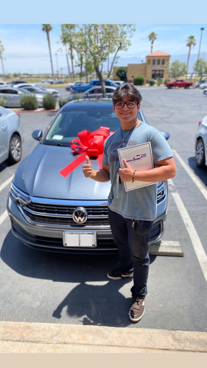 autoexpertsocal's tweet image. Sebastian is super stoked to have had Auto Expert help him with his first time financing a vehicle! He loves his brand new 2024 VW Jetta SE in platinum gray! We hope you have been enjoying your new wheels! 😎
•
•
•
#autoexpertsocal #autoexpert #socal #vw #jetta #brandnewcar