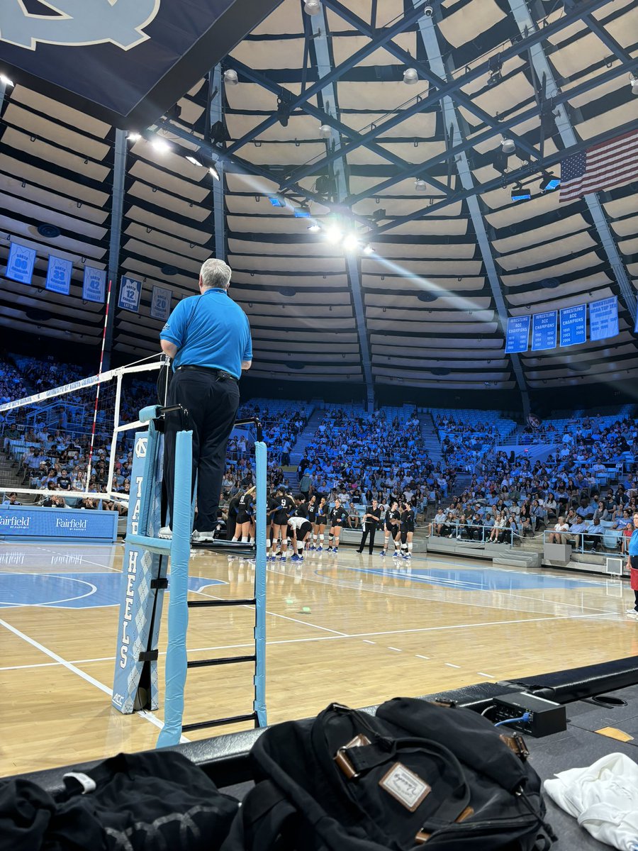 Duke volleyball player shoe breaks, causing break at match against UNC. Getting flashbacks to when Zion Williamson’s shoe broke in the first few minutes of UNC match years ago in a Nike shoe, too.